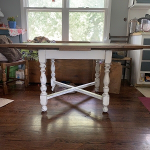 Draw leaf table