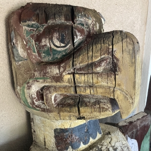 Totem IMG_5619.jpg