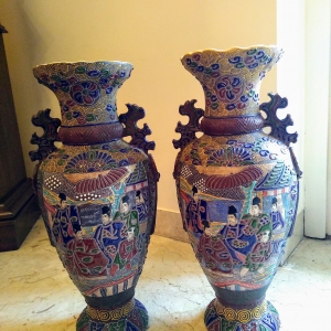 2 vases