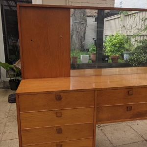 Mid Century Modern Dresser 2