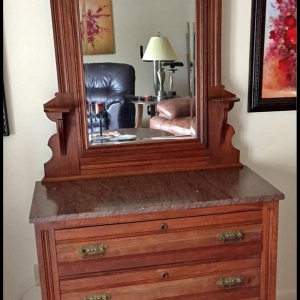 Dresser