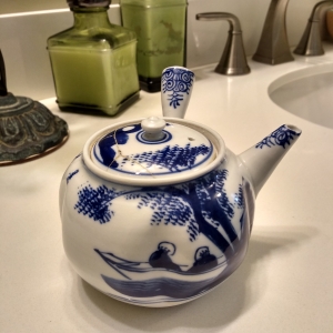 Kyusu Teapot front