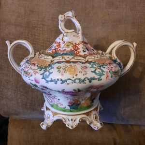 Tureen