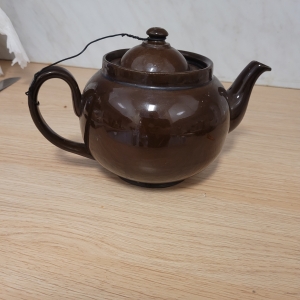 Brown betty teapot