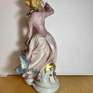 Windblown Maiden Figurine Full Back