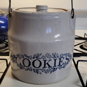 Cookie jar