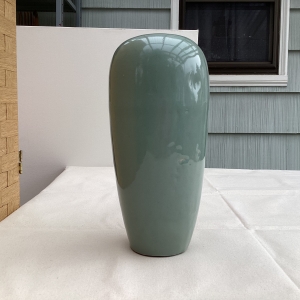 mystery celadon vase pic #1