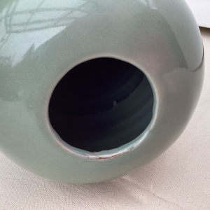 mystery celadon vase pic # 4