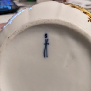 Antique porcelain Mark