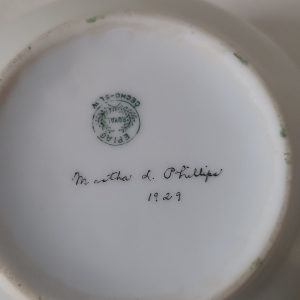 Bottom of 1929 Royal Epiag creamer.