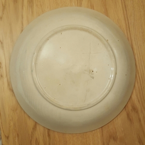 Pottery dish