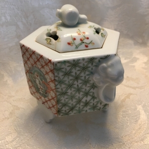 Japanese porcelain?