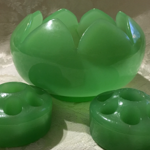 Jade bowl