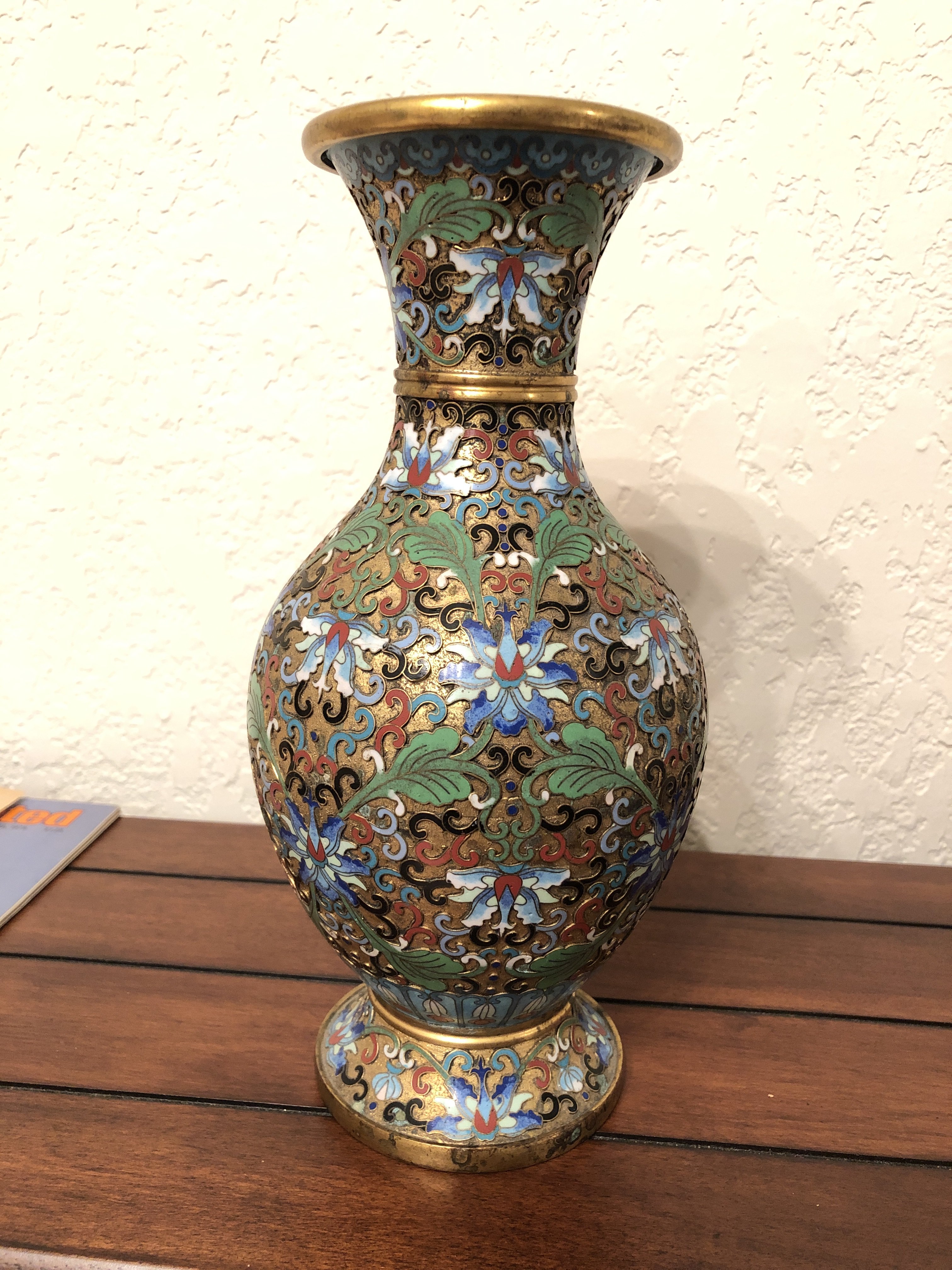 Chinese Cloisonné vase Antiques Board